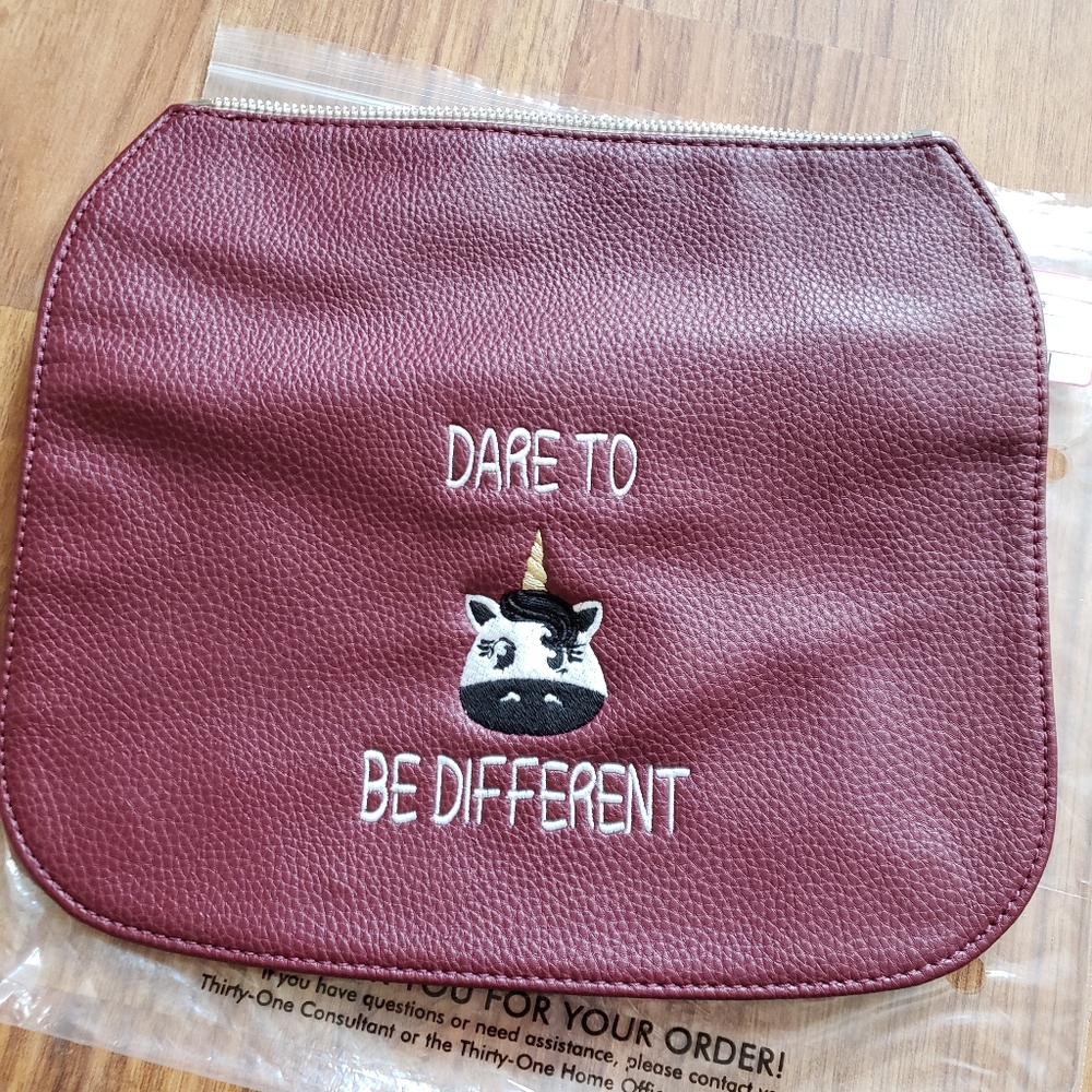 Studio Thirty-one Flap